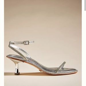 Vicenza Rhinestone Kitten Heel US 7 NWOB